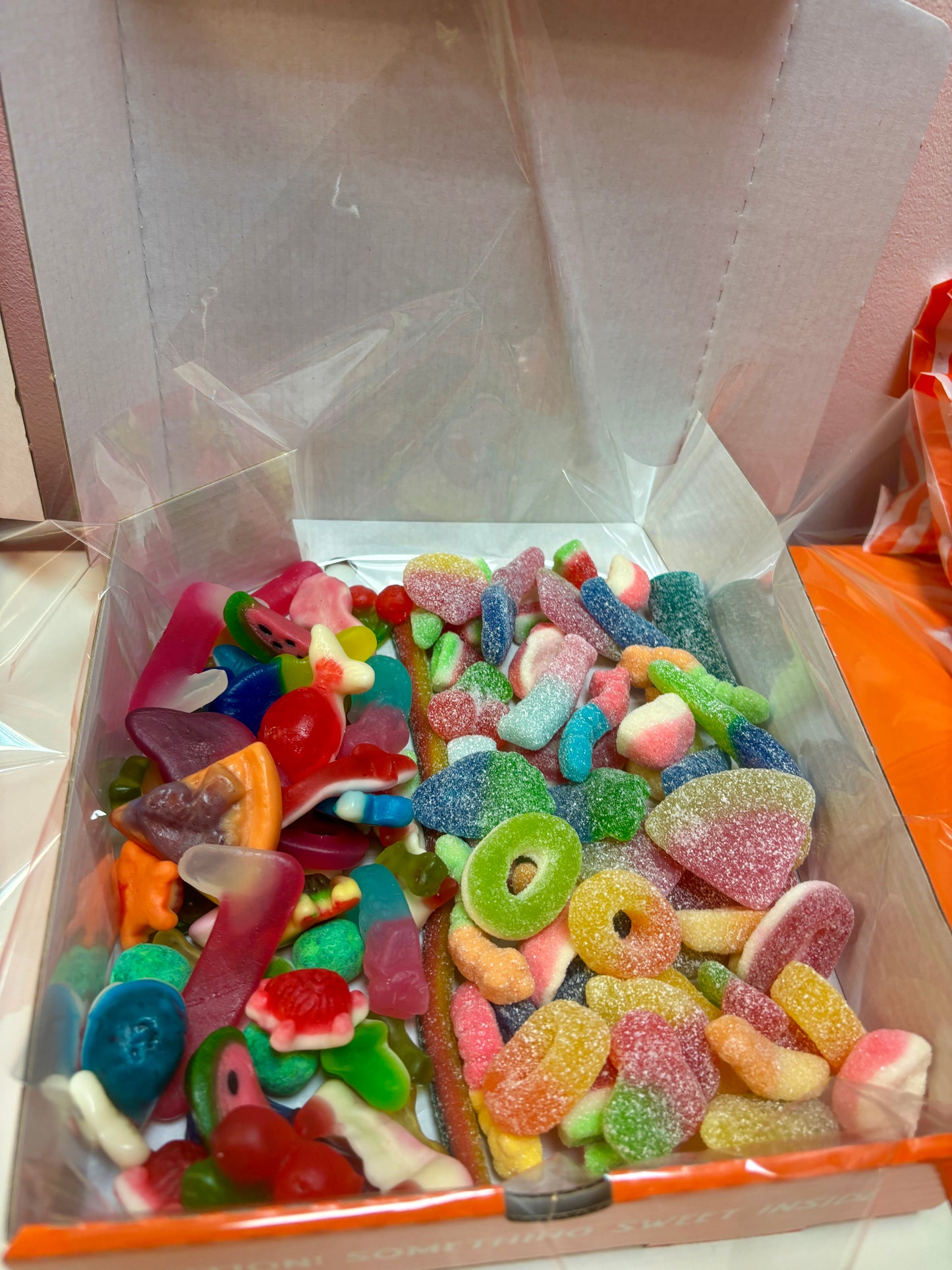 500g Half Fizzy/ Half Classic pick and mix box