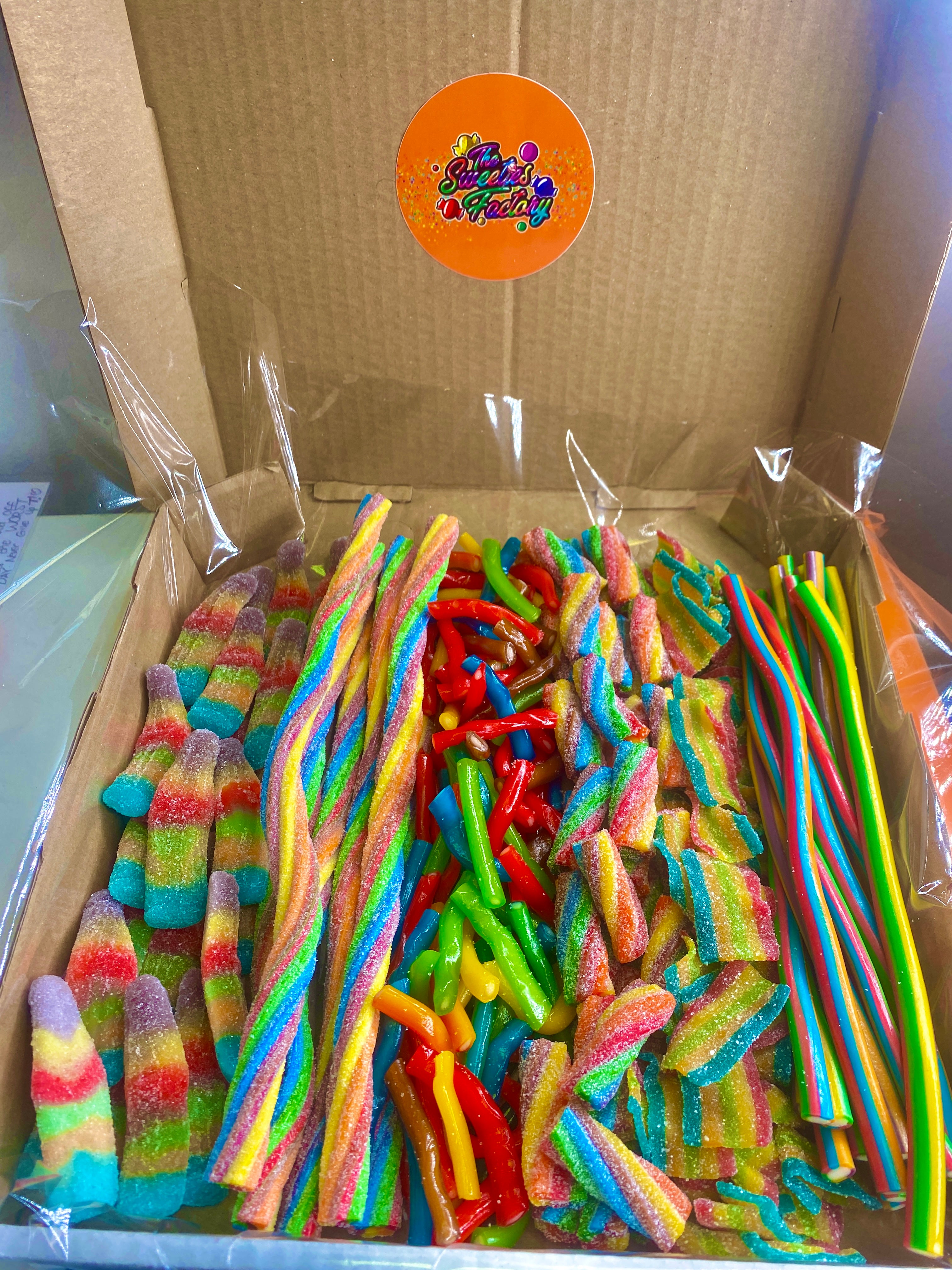 1kg Rainbow Pick and Mix box – The Sweeties Factory